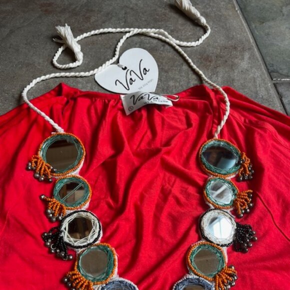 VaVa by Joy Han Bold Red Embellished Eye-Catching Top Women's Size Small (2-4) - Picture 3 of 12